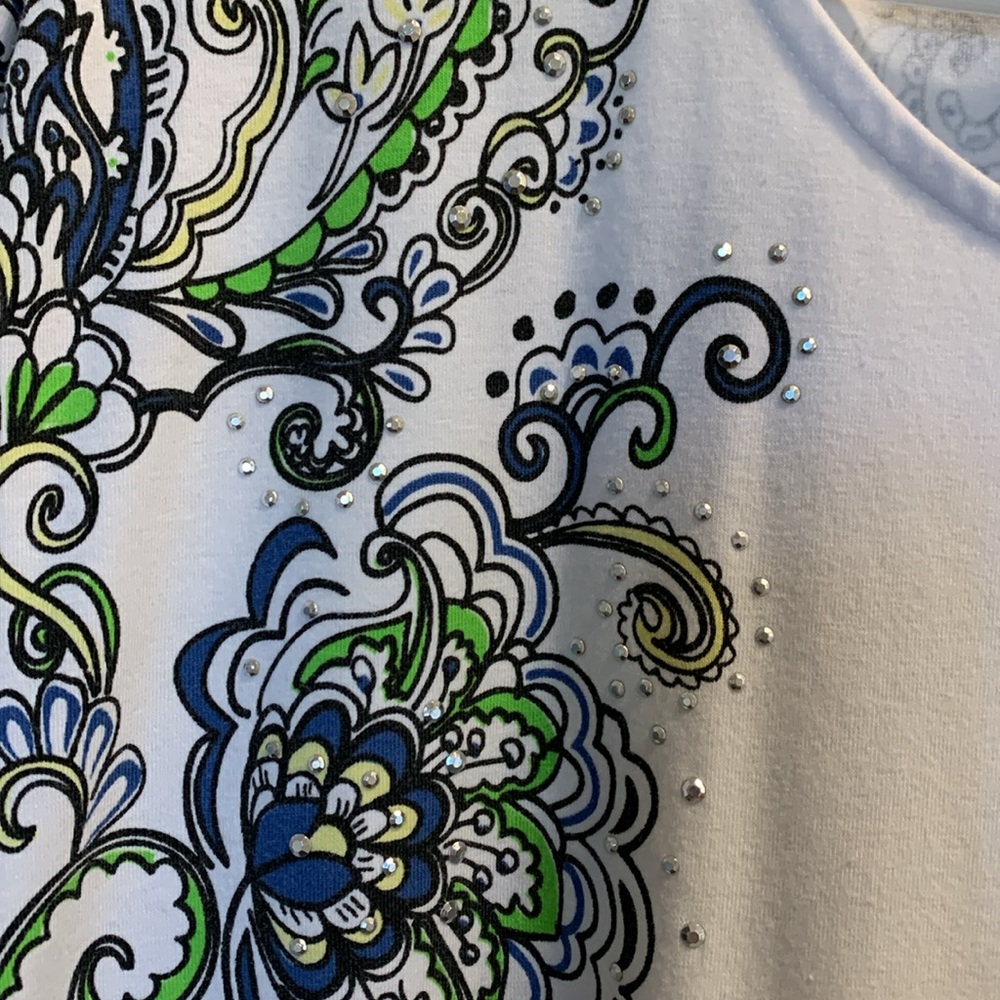 Links White Paisley & Silver T-Shirt - 1X - Picture 3 of 12